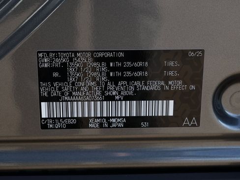 Used 2025 Toyota bZ4X XLE w/ Weather Package image 36