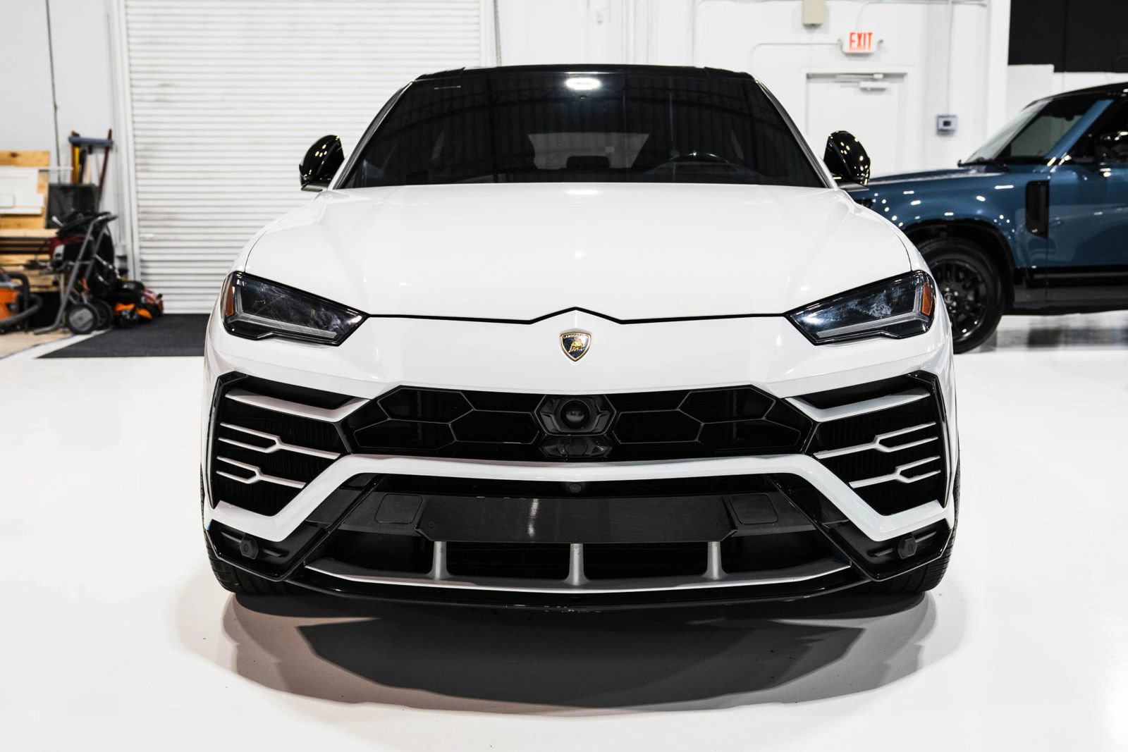 Used 2022 Lamborghini Urus AWD/4WD image 47