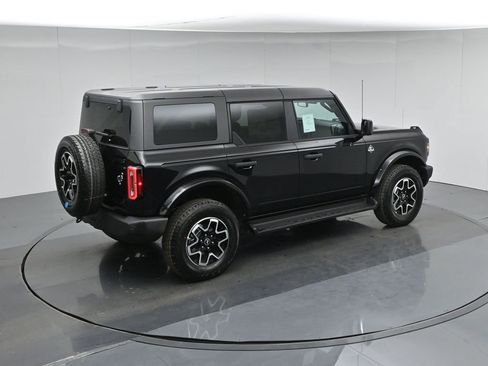 New 2026 Ford Bronco Outer Banks image 40