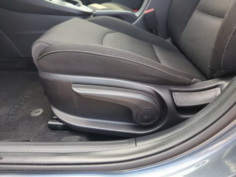 Used 2021 Kia Forte LXS FWD image 13