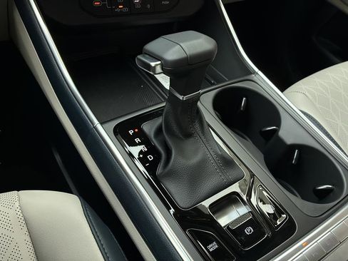 New 2026 Kia Carnival SX FWD image 24