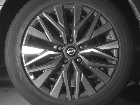 Used 2025 Nissan Altima 2.5 SV image 15