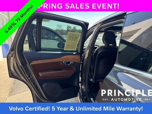 Certified 2023 Volvo XC90 T8 Plus image 36