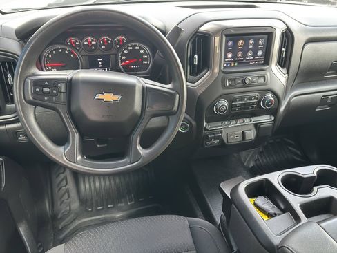 Used 2024 Chevrolet Silverado 2500 W/T w/ WT Convenience Package image 13