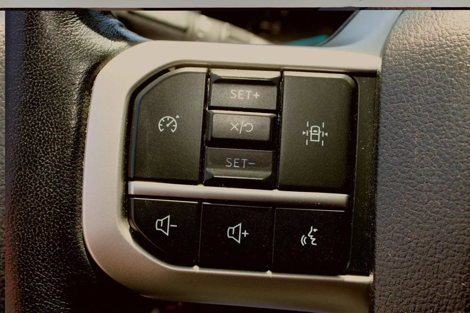 Used 2024 Ford Expedition Max XLT RWD image 18