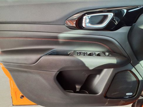 New 2026 Jeep Compass Trailhawk w/ Sun, Sound & Navigation Group image 23