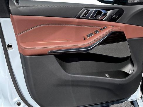 New 2026 BMW X5 xDrive50e w/ M Sport Package AWD/4WD image 20