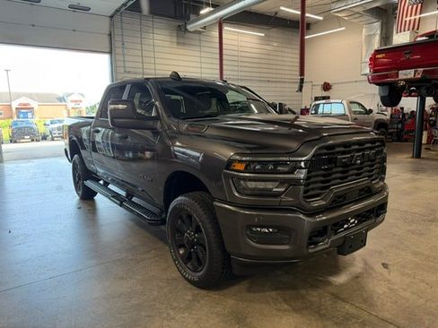 Used 2025 RAM 2500 Big Horn AWD/4WD image 6