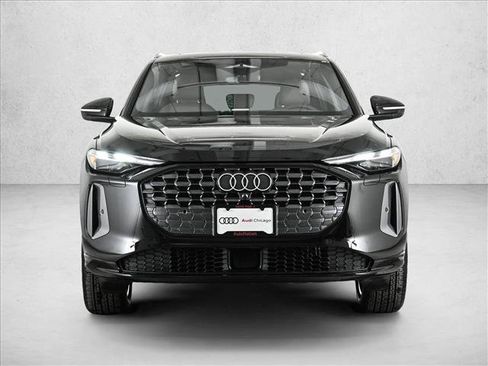 Certified 2025 Audi Q5 Premium w/ Convenience Package AWD/4WD image 2