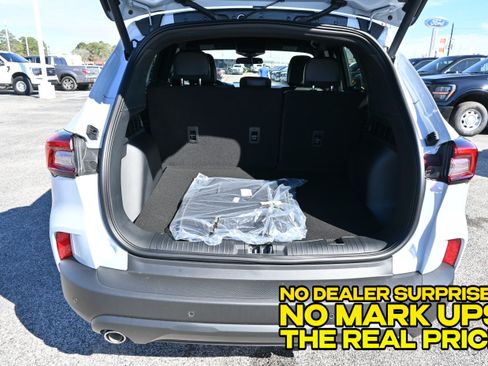 New 2026 Ford Escape ST-Line Select w/ Tech Pack #1 AWD/4WD image 6