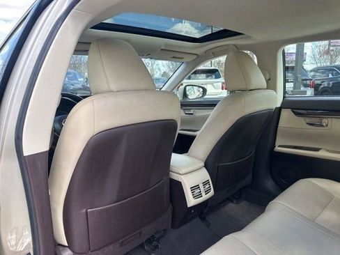 Used 2016 Lexus ES 350 w/ Premium Package w/Wood Trim image 44