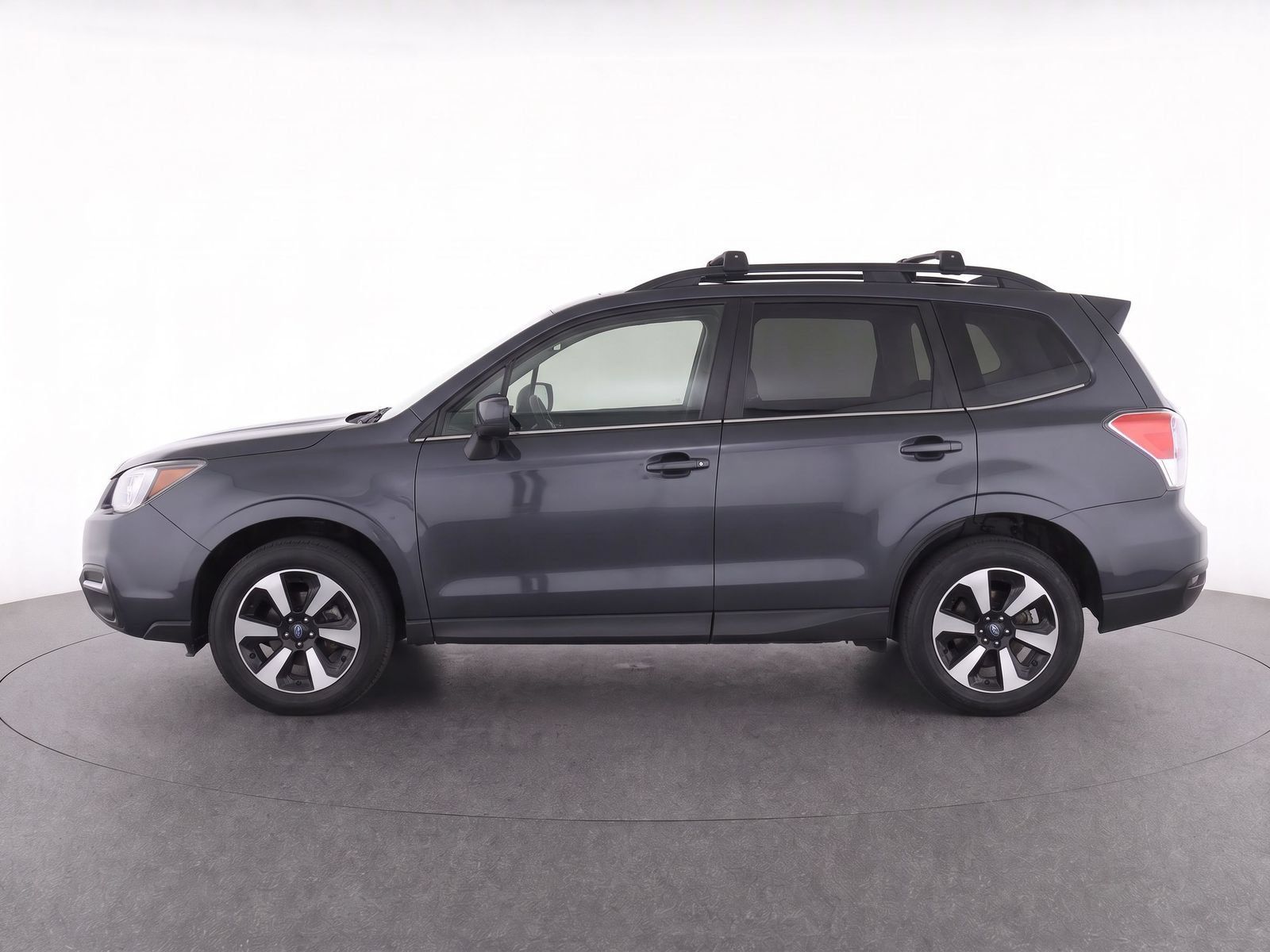 Used 2017 Subaru Forester 2.5i Premium w/ All-Weather Package AWD/4WD image 7