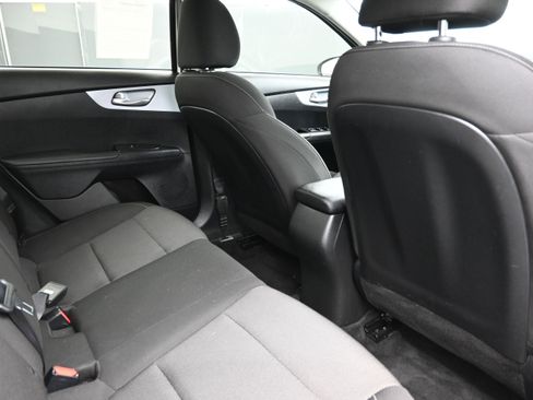 Used 2023 Kia Forte LXS w/ LXS Technology Package FWD image 24