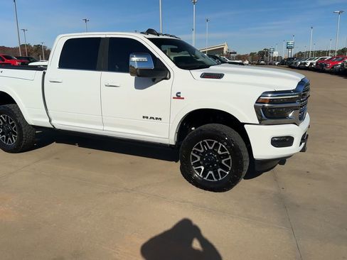 Used 2025 RAM 2500 Limited image 3