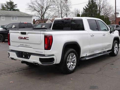 Used 2022 GMC Sierra 1500 Denali AWD/4WD image 4