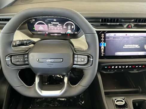 New 2026 Jeep Cherokee Limited AWD/4WD image 11