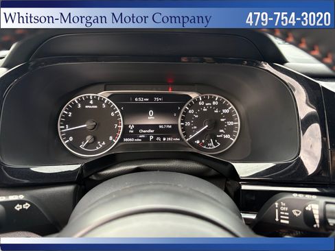 Used 2024 Nissan Pathfinder Rock Creek AWD/4WD image 23