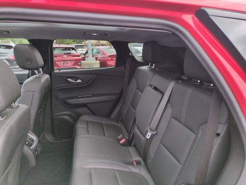 Used 2022 Chevrolet Blazer LT w/ Sound & Technology Package FWD image 31