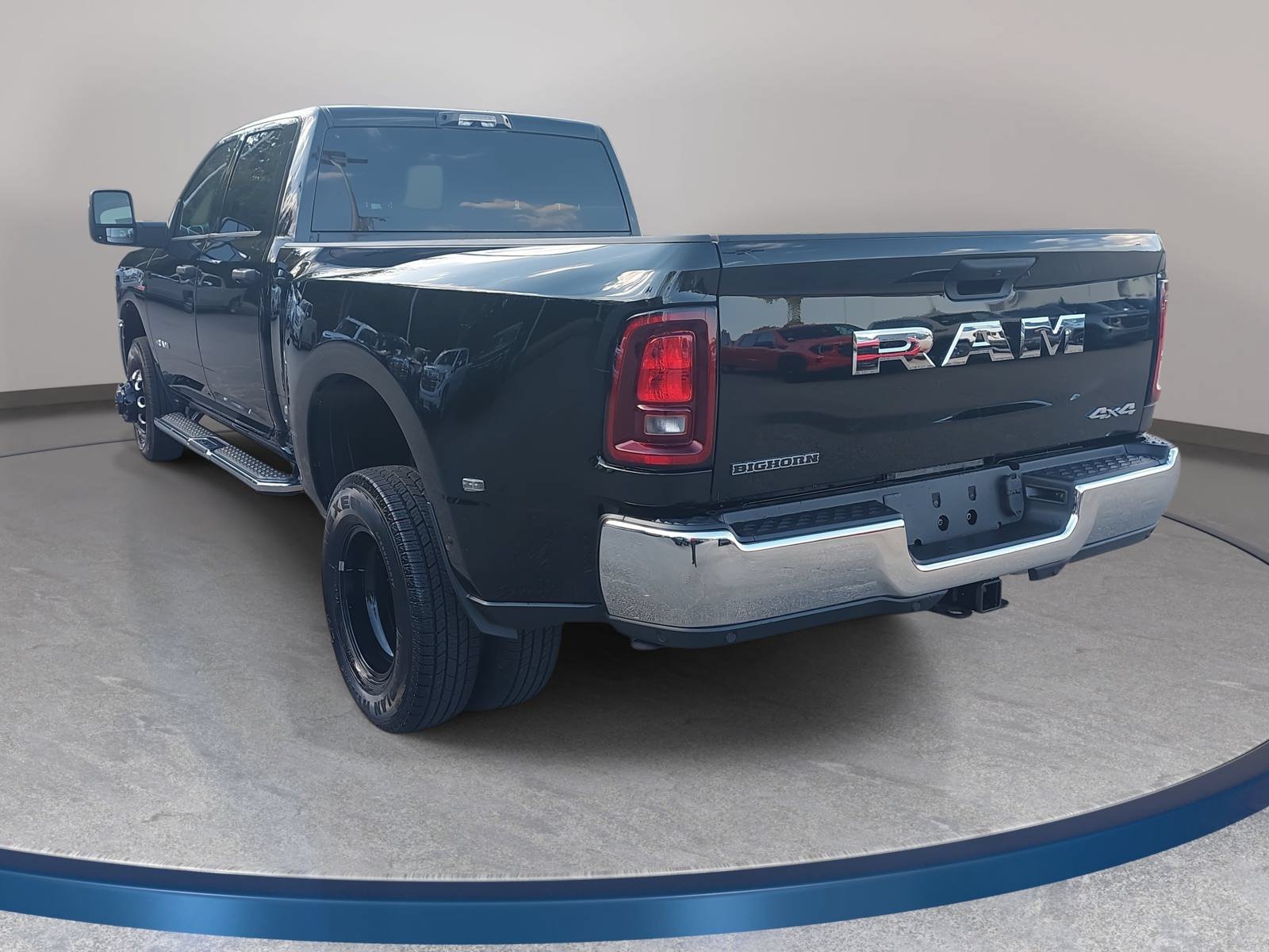 New 2027 RAM 3500 Big Horn AWD/4WD image 7