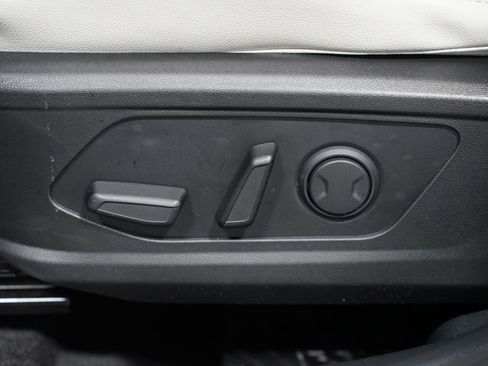 Used 2023 Hyundai Tucson Limited image 36