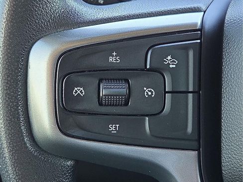 Used 2022 Chevrolet Silverado 2500 Custom w/ Custom Value Package image 21