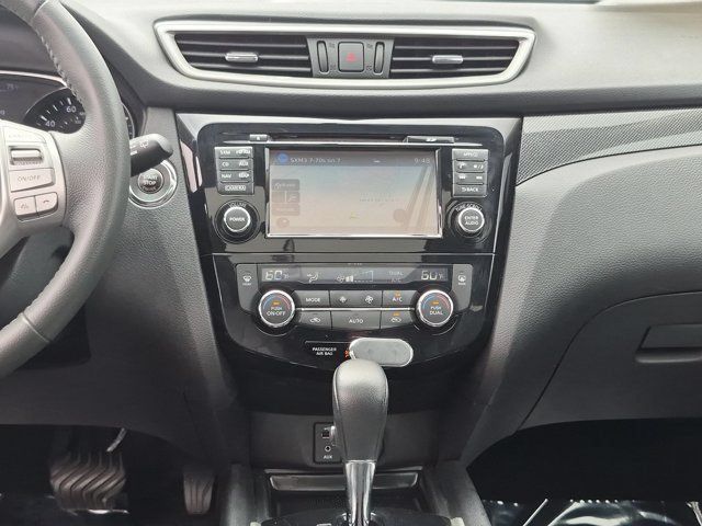 Used 2016 Nissan Rogue SL w/ SL Premium Package FWD image 24
