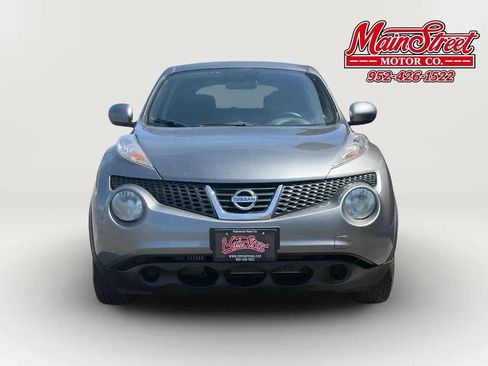 Used 2011 Nissan Juke SV AWD/4WD image 2