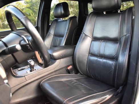 Used 2014 Jeep Grand Cherokee Limited image 12