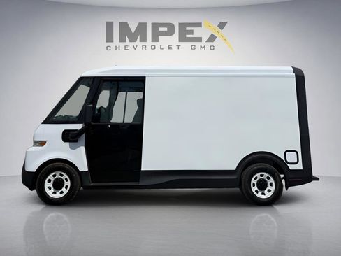 Used 2024 Chevrolet Brightdrop 400 w/ Commercial Equipment Package AWD/4WD image 2