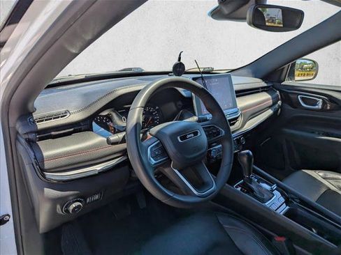 Used 2023 Jeep Compass Trailhawk AWD/4WD image 12