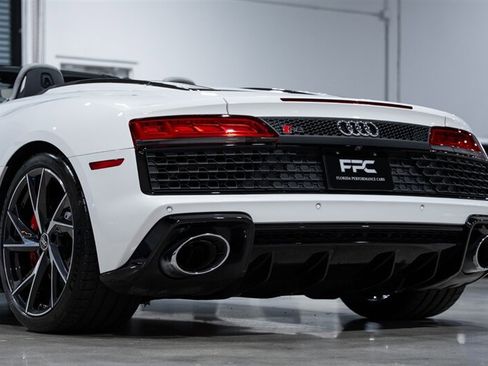 Used 2021 Audi R8 V10 RWD image 18
