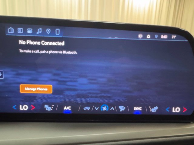 Used 2024 Chevrolet Traverse LT FWD image 63