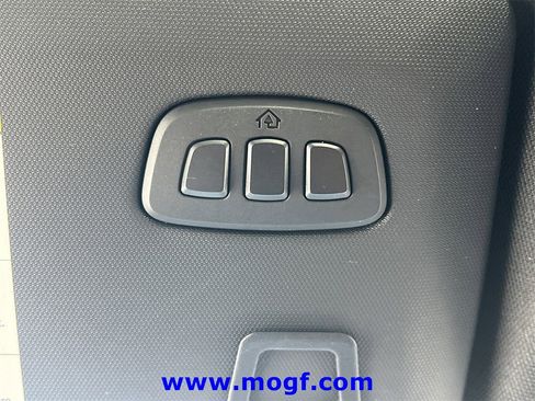 Certified 2022 Ford Mustang Mach-E GT image 17