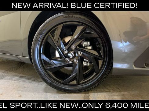 Used 2026 Hyundai Elantra Sport FWD image 9