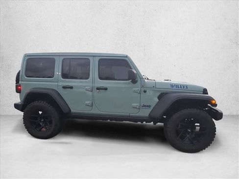 Used 2023 Jeep Wrangler Unlimited w/ Sun & Screen Package AWD/4WD image 4