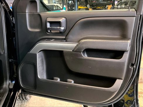 Used 2018 Chevrolet Silverado 1500 LT image 12