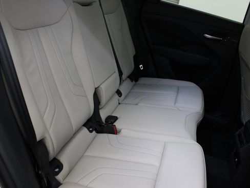 New 2026 Audi Q3 quattro 2.0T AWD/4WD image 21