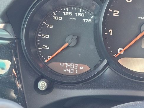 Used 2018 Porsche Macan image 10