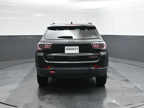 Used 2024 Jeep Compass Trailhawk AWD/4WD image 5
