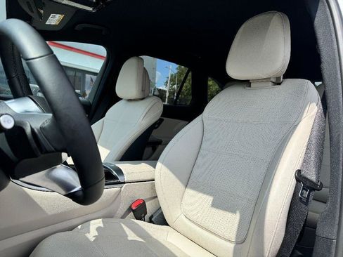 Used 2023 Mercedes-Benz GLC 300 4MATIC image 20