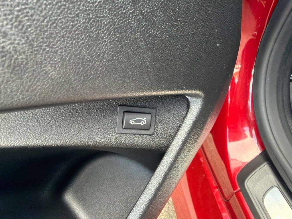 Used 2026 BMW M2 RWD image 46