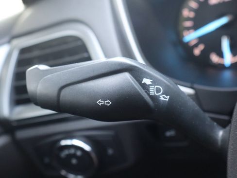 Used 2014 Ford Fusion SE FWD image 32