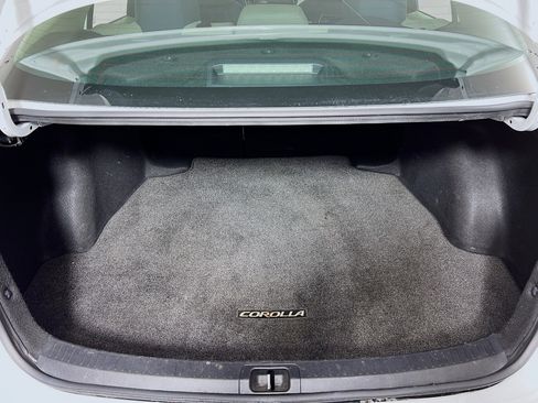 Certified 2021 Toyota Corolla LE image 20