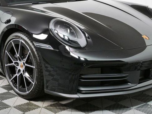 Used 2025 Porsche 911 Carrera RWD image 32