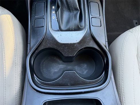 Used 2018 Hyundai Santa Fe Sport image 24