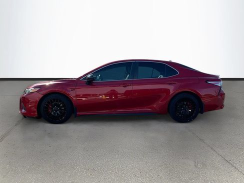 Used 2019 Toyota Camry SE FWD image 4