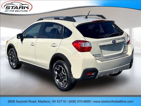 Used 2015 Subaru Crosstrek 2.0i Premium w/ Moonroof Package AWD/4WD image 4