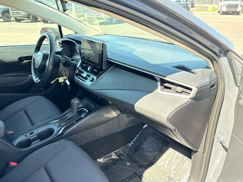 Used 2024 Toyota Corolla LE FWD image 18