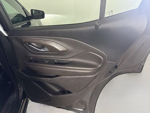 Used 2018 GMC Terrain SLT image 28