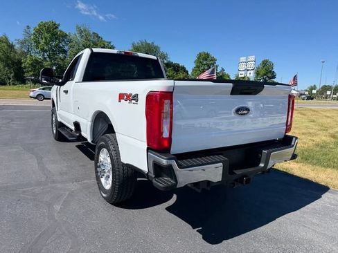 Used 2025 Ford F350 XLT w/ FX4 Off-Road Package AWD/4WD image 6